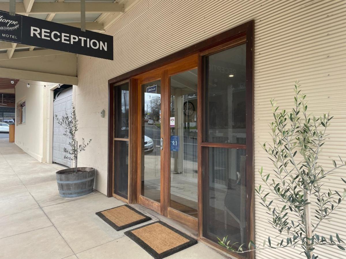 Millthorpe Motel Exterior photo