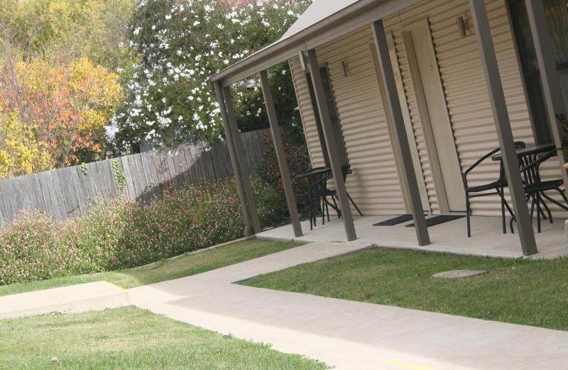 Millthorpe Motel Exterior photo